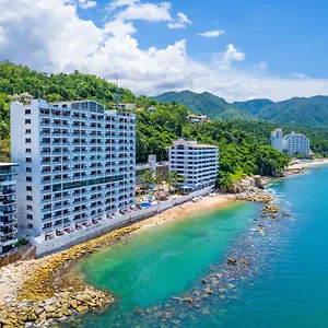 **** Resort Costa Sur & México